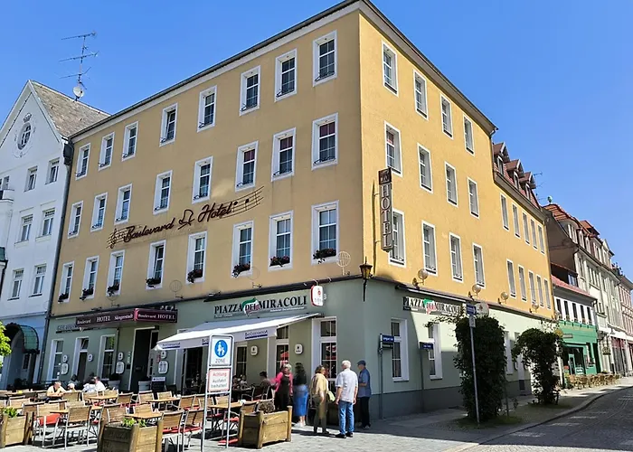 Boulevardhotel Saengerstadt - Alle Klimatisiert Hotel Finsterwalde